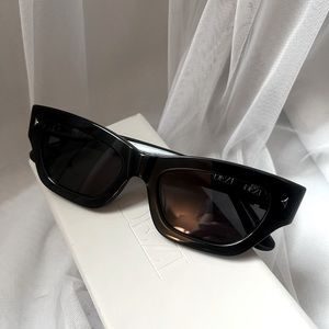 Dezi sunglasses Stacked